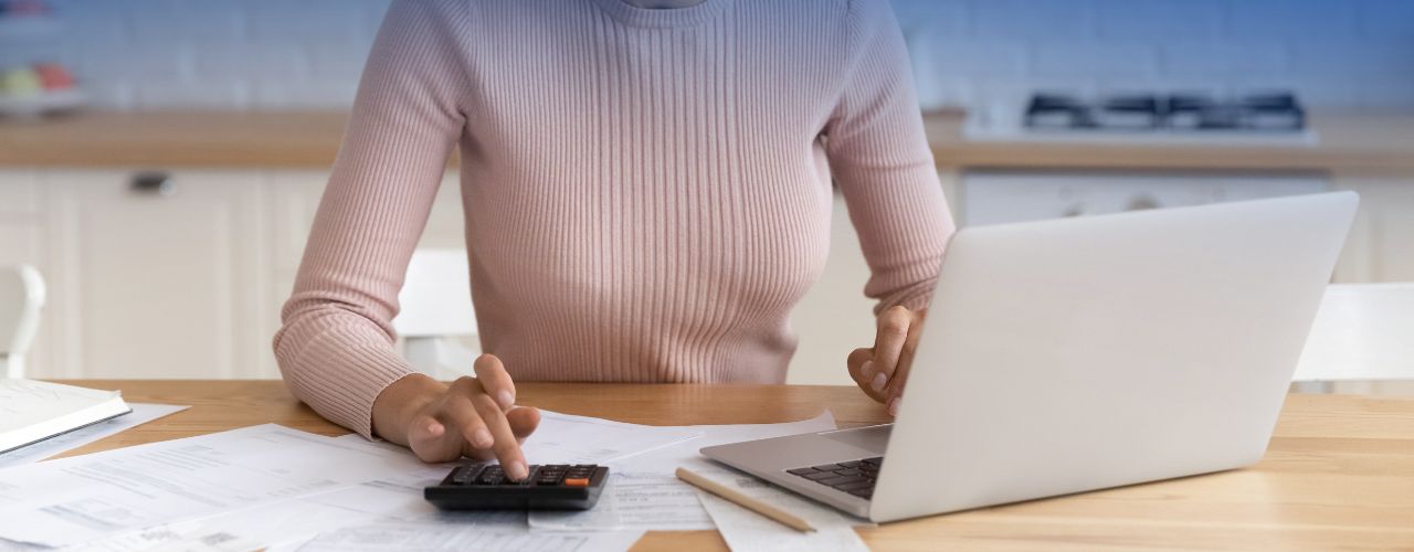 O que acontece se eu atrasar a parcela do consórcio de carro?